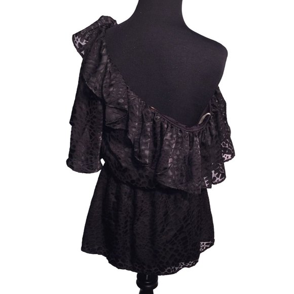 Grass Collections Animal Print Off the Shoulder Top w Large top Ruffle and cinch - Picture 1 of 7